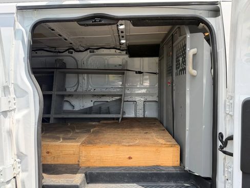 Used 2020 Ford Transit 250 Low Roof RWD image 31