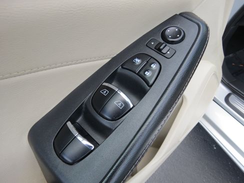 Used 2016 Nissan Maxima 3.5 S image 26