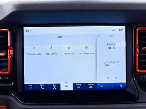 Used 2023 Ford Bronco Badlands image 19