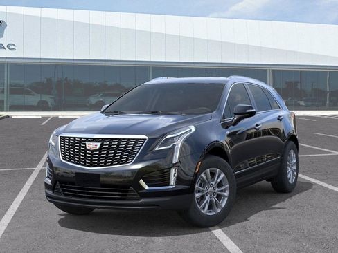 New 2026 Cadillac XT5 Luxury w/ LPO, Floor Liner Package FWD image 7