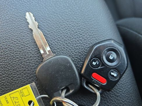 Used 2018 Subaru Impreza 2.0i Premium image 29