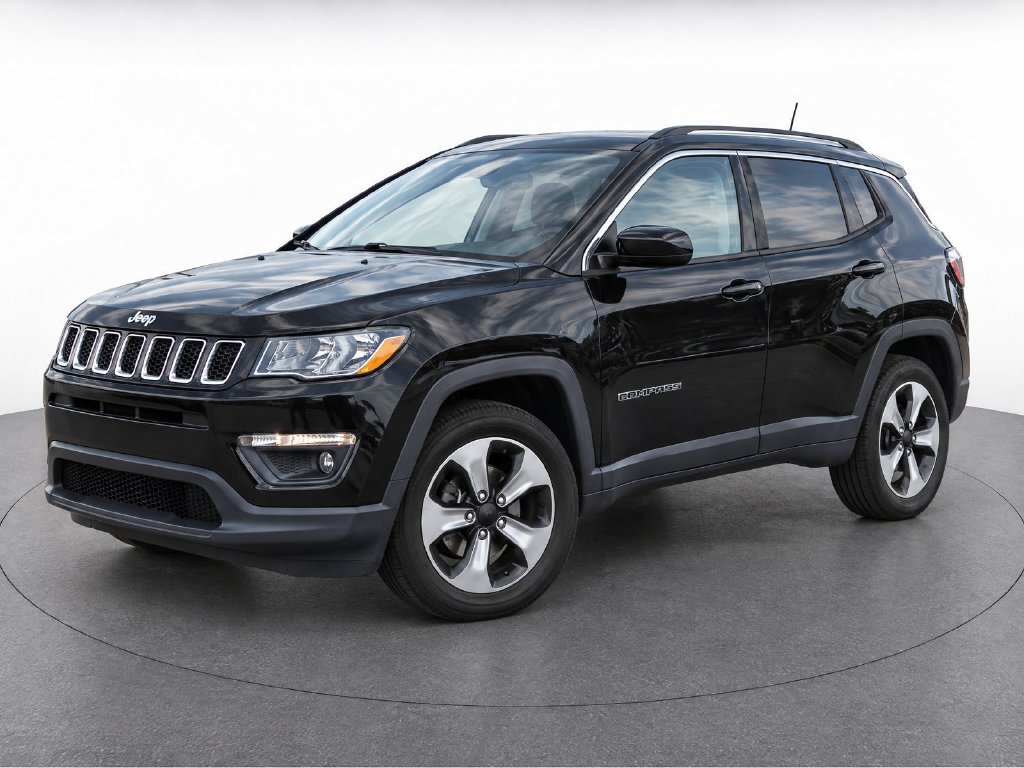 Used 2020 Jeep Compass Latitude w/ Cold Weather Group AWD/4WD image 1