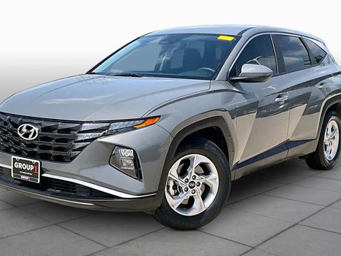 Used 2024 Hyundai Tucson SE FWD image 1