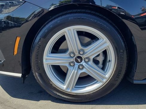 Used 2026 Ford Mustang Coupe RWD image 23