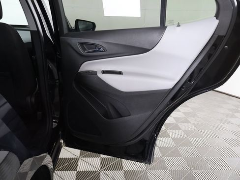 Used 2024 Chevrolet Equinox LS w/ LS Convenience Package FWD image 21