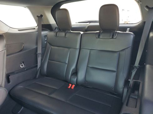 Used 2023 Ford Explorer XLT w/ Equipment Group 202A image 16