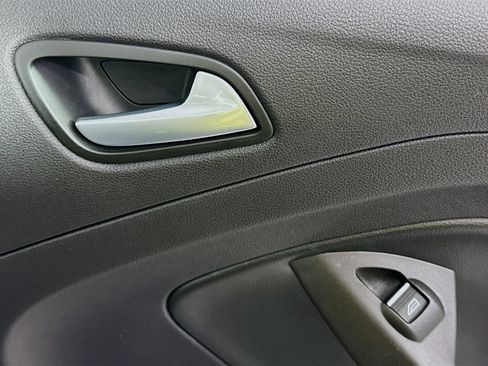 Used 2017 Ford C-MAX SE FWD image 29