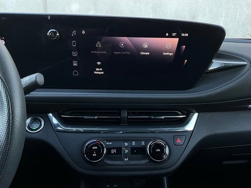 Used 2025 Buick Envista Preferred image 25