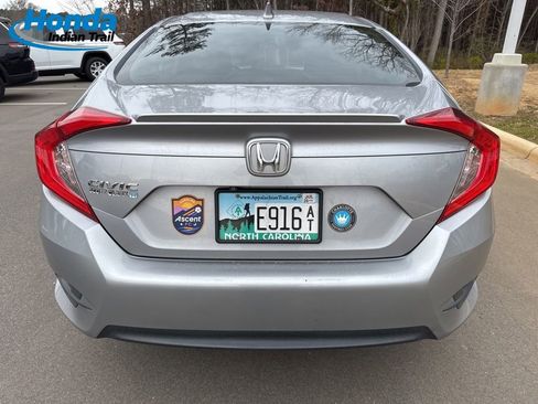 Used 2016 Honda Civic EX-T image 7