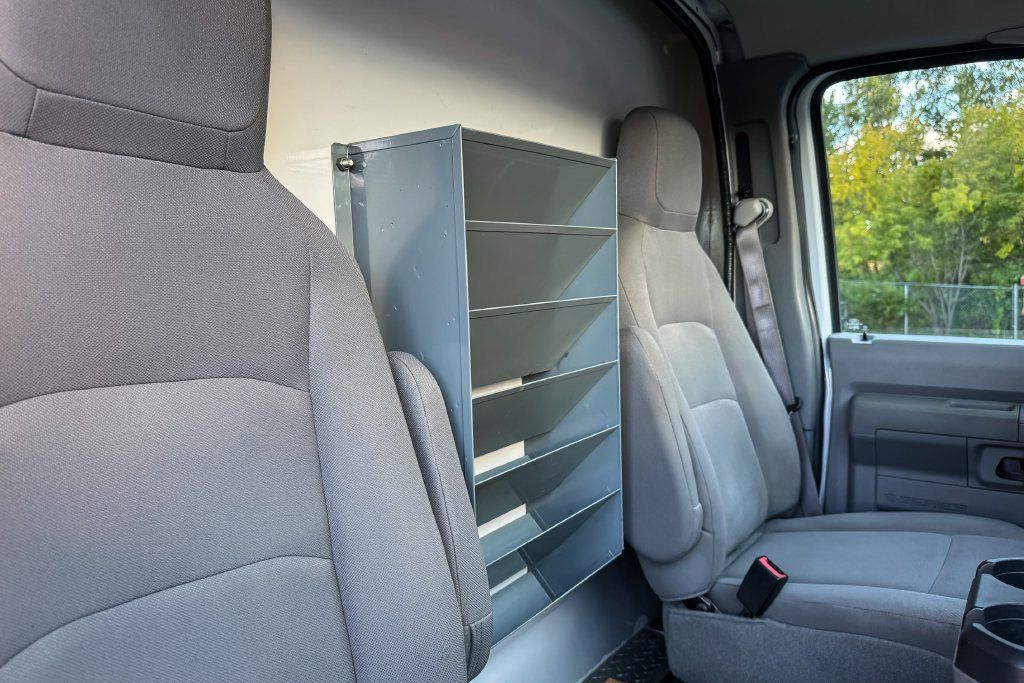 Certified 2017 Ford E-350 and Econoline 350 Super Duty w/ Power Windows & Locks Group RWD image 13