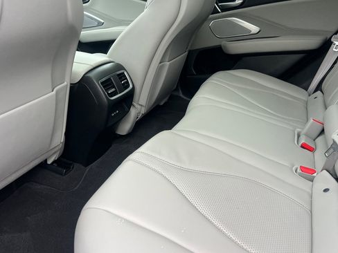 Used 2023 Acura RDX w/ Technology Package image 12