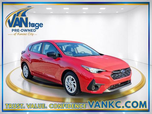 Certified 2025 Subaru Impreza 2.0i image 3