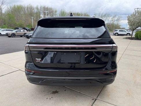 Used 2025 Lincoln Nautilus Black Label w/ Jet Appearance Package image 6