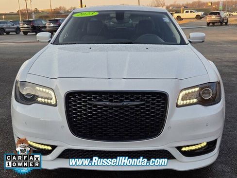 Used 2023 Chrysler 300 Touring L image 27