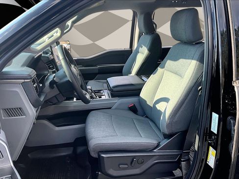 Used 2024 Ford F150 Lightning Flash image 25