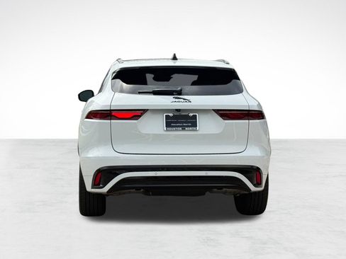 Used 2024 Jaguar F-PACE R-Dynamic S AWD/4WD image 10