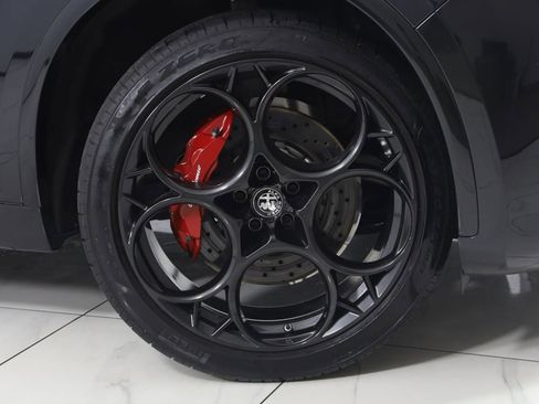 Used 2024 Alfa Romeo Stelvio Quadrifoglio w/ Active Assist Plus Package AWD/4WD image 15