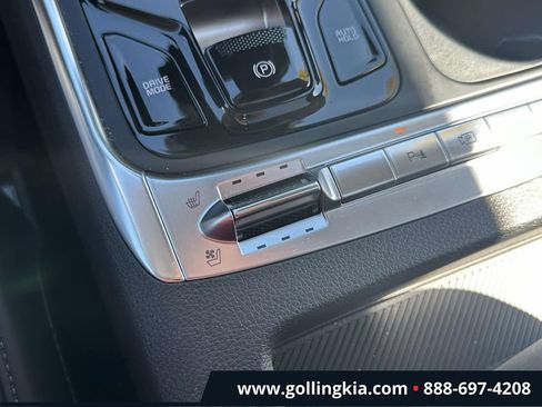 Certified 2026 Kia Carnival SX w/ SX Dark Edition Package FWD image 30