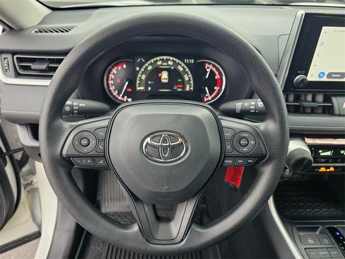 Used 2025 Toyota RAV4 LE image 22