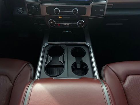 Used 2022 Ford F250 Platinum image 44