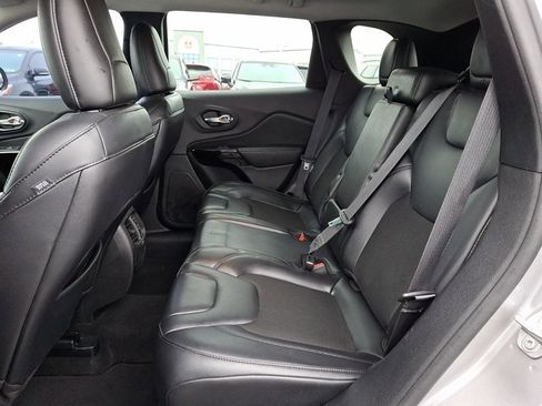 Certified 2021 Jeep Cherokee Latitude Plus image 14