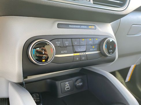 New 2026 Ford Escape Active image 31