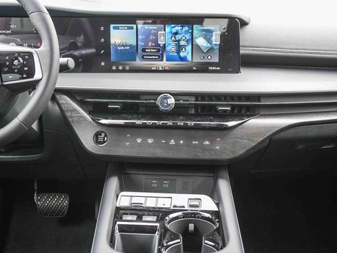 New 2026 Nissan Murano SV AWD/4WD image 15