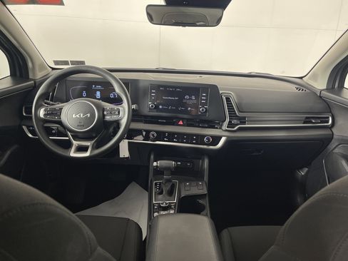 Used 2023 Kia Sportage LX image 13