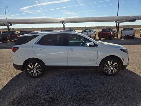 Used 2022 Chevrolet Equinox Premier image 4