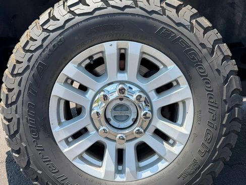 Used 2019 Ford F350 XLT w/ XLT Value Package AWD/4WD image 11