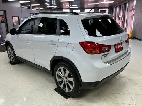 Used 2013 Mitsubishi Outlander Sport LE image 4