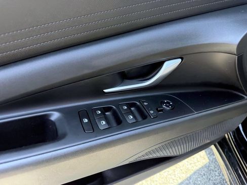 Certified 2023 Hyundai Elantra SEL FWD image 14