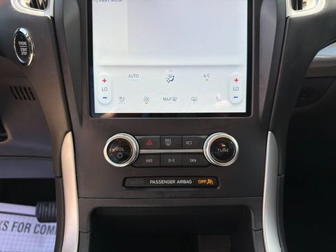 Used 2024 Ford Edge SEL w/ Convenience Package AWD/4WD image 30