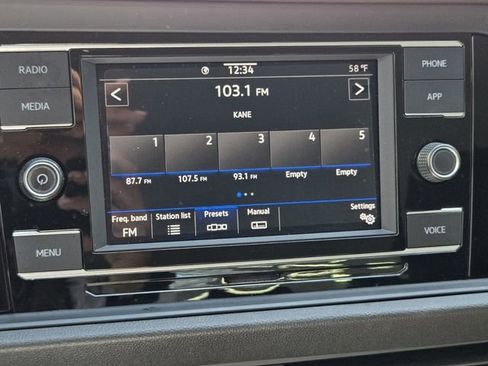 Certified 2023 Volkswagen Jetta S image 17