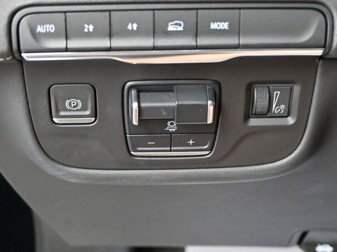 Used 2023 Cadillac Escalade Sport AWD/4WD image 30
