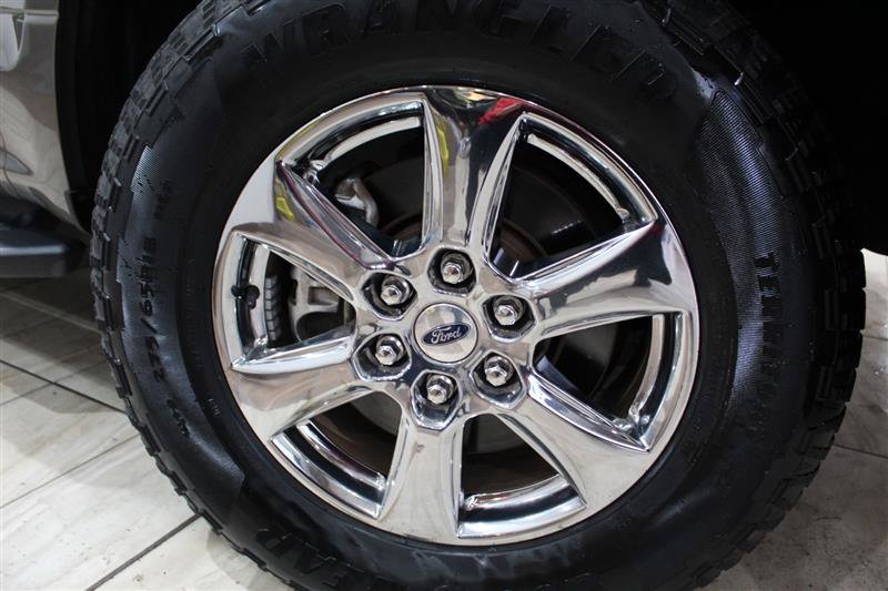 Used 2019 Ford F150 XLT w/ Equipment Group 302A Luxury AWD/4WD image 12