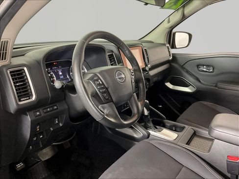 Used 2023 Nissan Frontier SV w/ SV Convenience Package AWD/4WD image 18