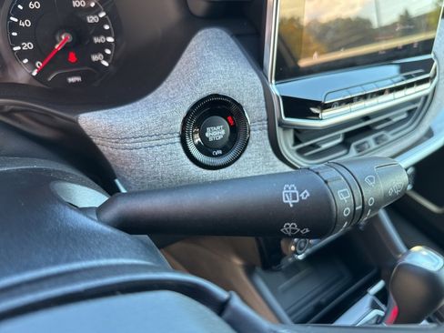 Used 2023 Jeep Compass Latitude w/ Convenience Group image 34