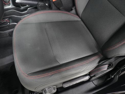 Used 2018 Jeep Wrangler Unlimited Rubicon image 10