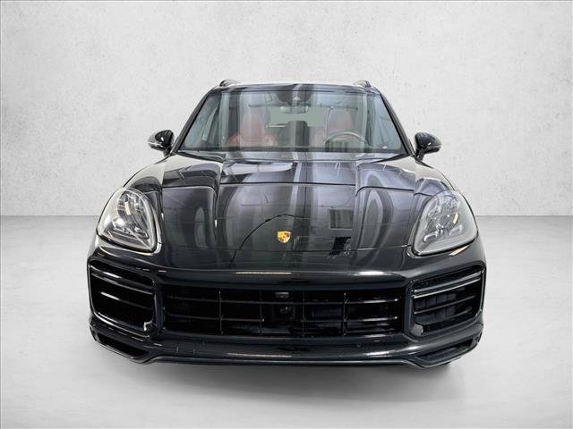 Certified 2023 Porsche Cayenne Turbo S AWD/4WD image 6