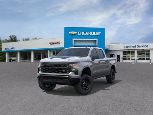 New 2026 Chevrolet Silverado 1500 Custom Trail Boss w/ LPO, Dark Essentials Package AWD/4WD image 8