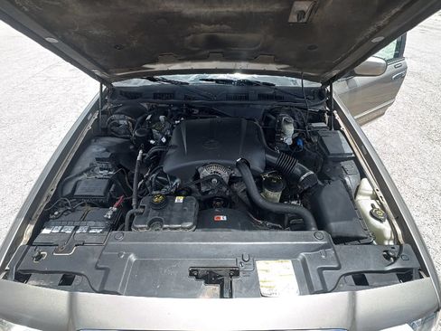 Used 2002 Mercury Grand Marquis GS RWD image 17