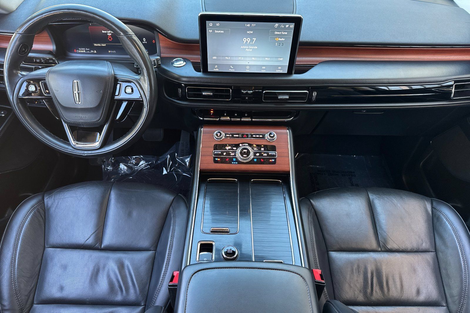 Used 2022 Lincoln Aviator Grand Touring w/ Equipment Group 301A AWD/4WD image 13