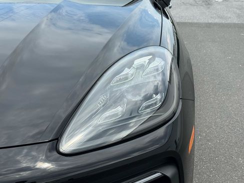 Used 2019 Porsche Cayenne E-Hybrid AWD/4WD image 46