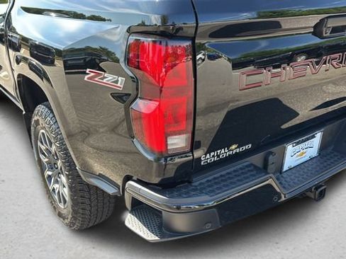 Used 2026 Chevrolet Colorado Z71 w/ Technology Package AWD/4WD image 38