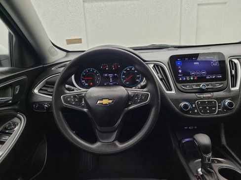 Used 2024 Chevrolet Malibu LT image 22