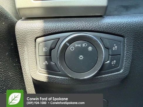 Used 2020 Ford F150 Lariat w/ Equipment Group 502A Luxury AWD/4WD image 27