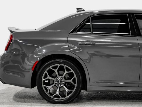 Used 2017 Chrysler 300 S w/ S Model Appearance Package RWD image 12