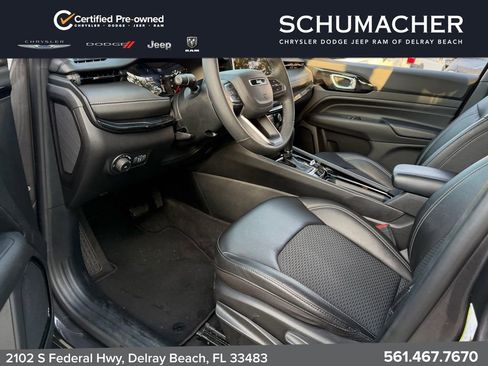 Used 2024 Jeep Compass Latitude w/ Convenience Group AWD/4WD image 12