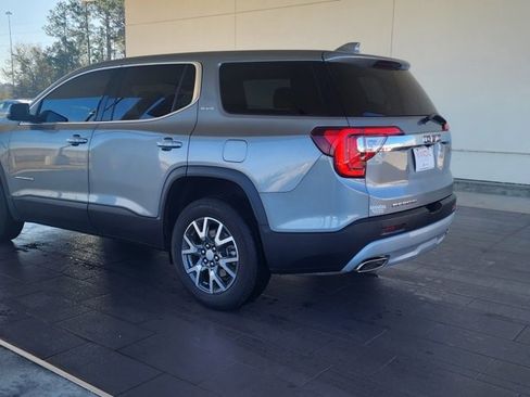 Used 2023 GMC Acadia SLE image 8